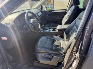 Volkswagen Touareg - 9