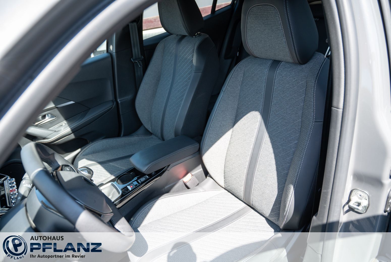 Peugeot 2008 - Bild 6