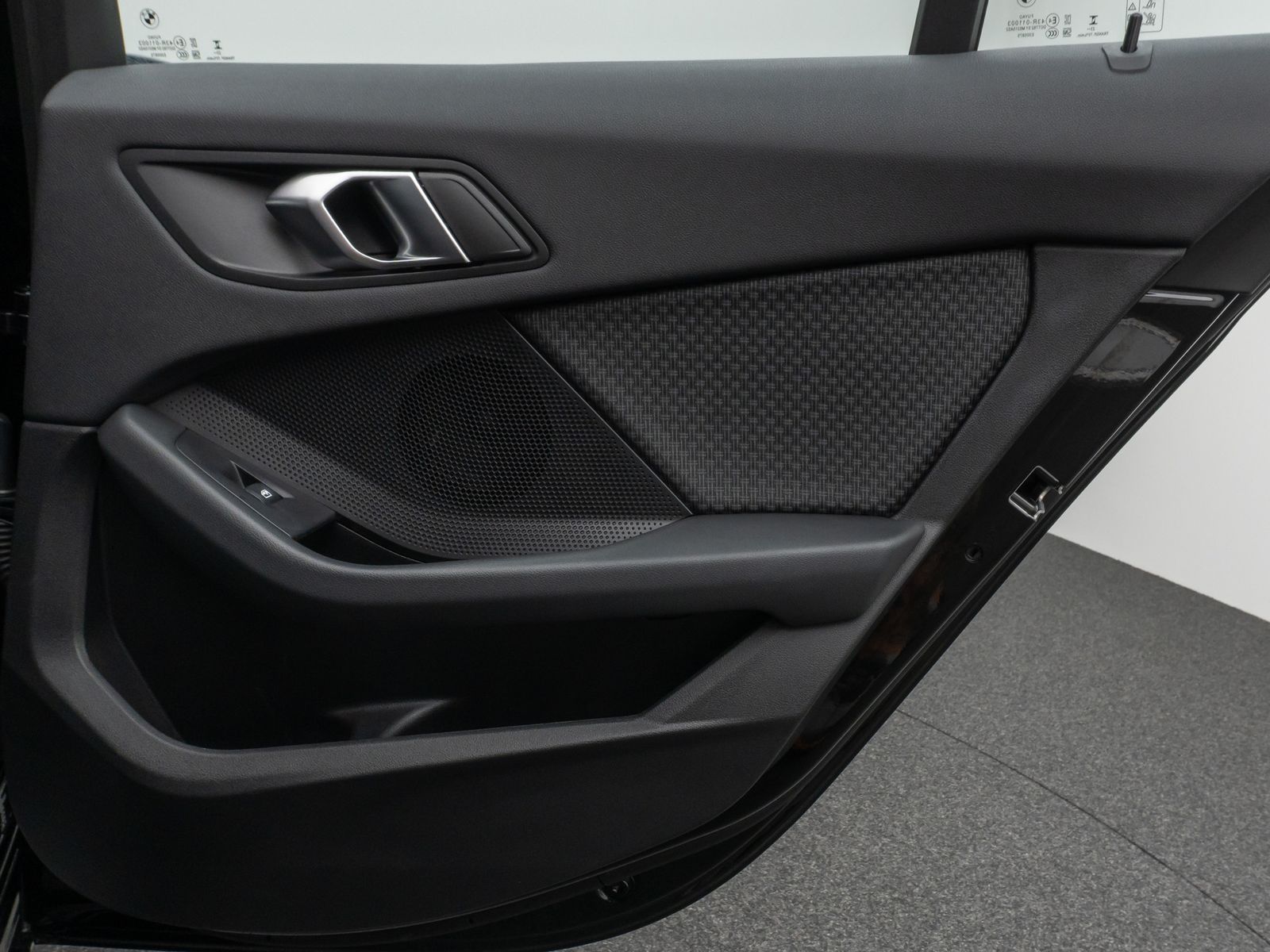 Fahrzeugabbildung BMW 118i Kamera DAB CockPitPro Geschwindigkeitsr LED