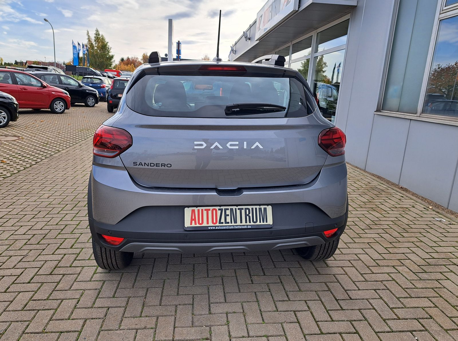 Fahrzeugabbildung Dacia Sandero Stepway Expression SITZHEIZUNG KAMERA