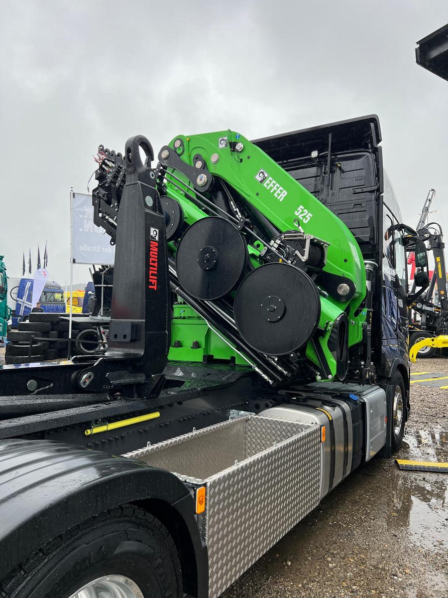 Volvo EFFER 525 Kranabroller