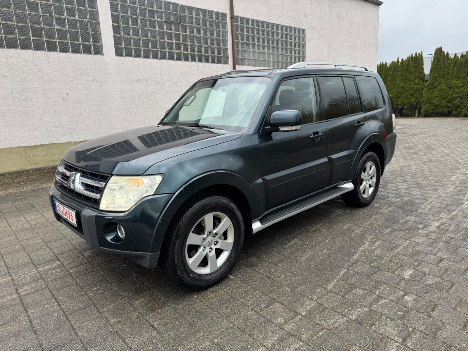 Mitsubishi Pajero 3.2 DI-D Invite