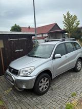 Toyota RAV 4 1.8-l-VVT-i 4x2 - - Toyota RAV 4: 1.8