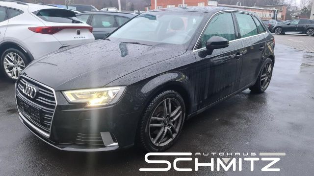 Audi A3 SPORTBACK "Sport" 1.6 TDI DSG NAVI FSE  [...]