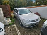 Ford mondeo  mk3 - Ford Mondeo aus 2004: Kombi