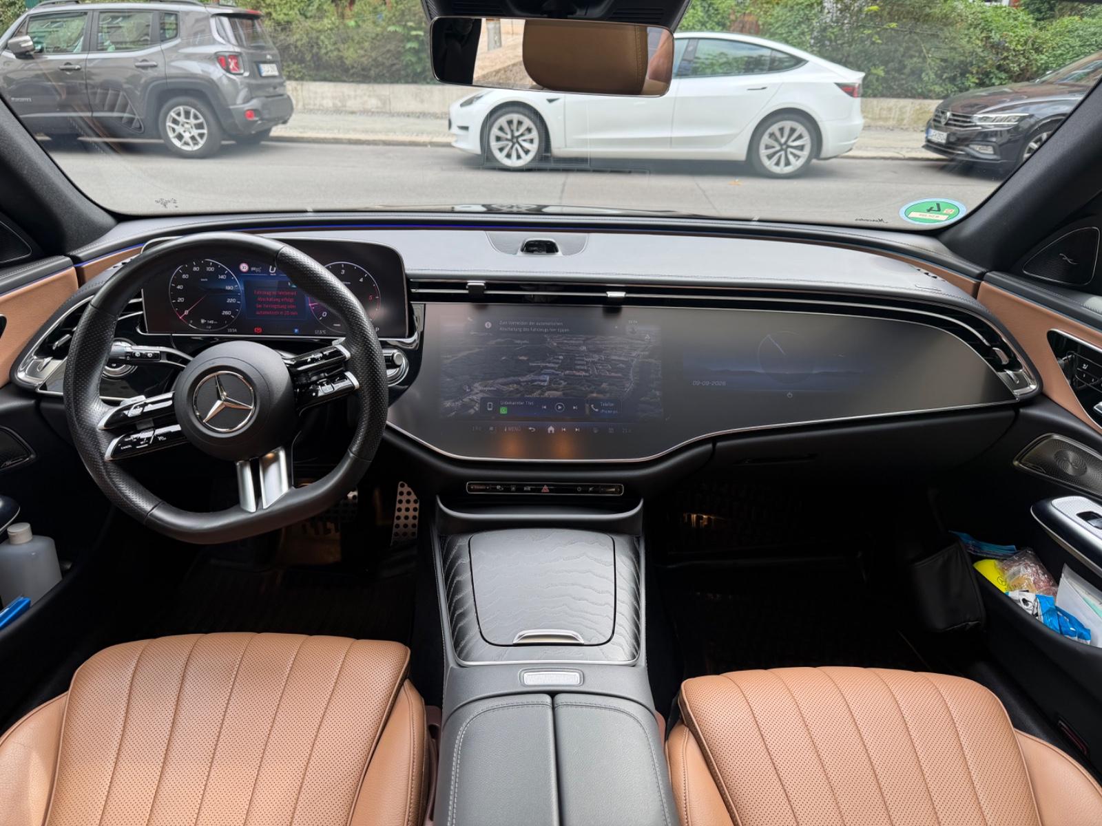 Mercedes-Benz E 220d AMG-Superscreen-Garantie MB100-VOLL 