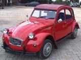 Citroën 2 CV - Citroën 2 CV mit Benzin-Antrieb