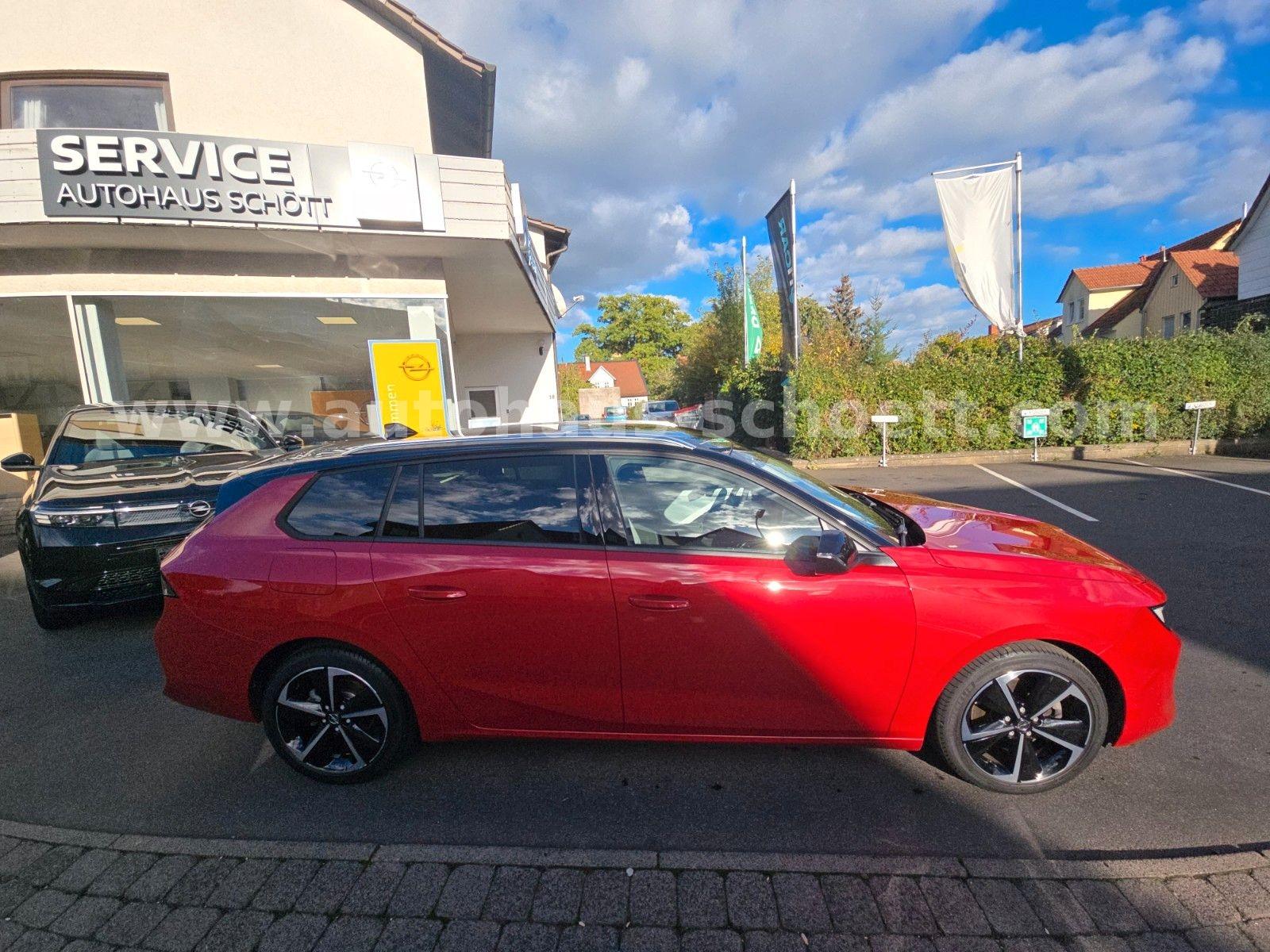 Opel Astra L ST Elegance/LED/ACC/KEYLESS/KAMERA/AHK/