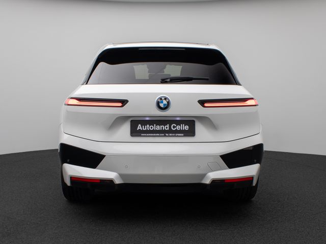 Foto Nummer 8: BMW iX