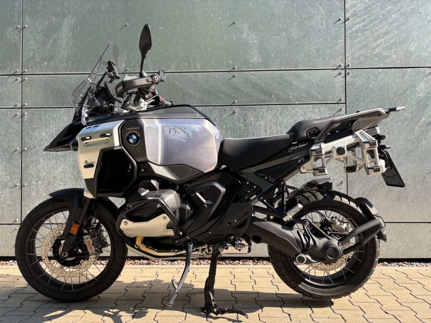 Fahrzeugabbildung BMW R 1300 GS Adventure Triple Black ASA 3 Pakete Ad