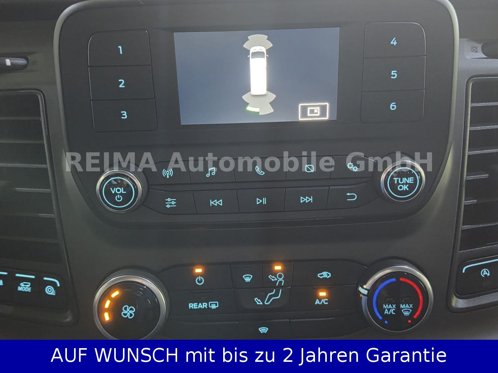 Fahrzeugabbildung Ford Transit Custom 2,0 TDi Kombi 9 Sitzer, Kamera
