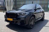 BMW X5 M50i Vollausstattung Laser Pano AHK H&K