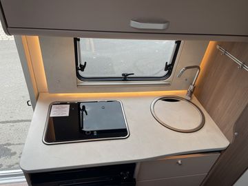 Carado T 135 PRO+ AUTOMATIK  NAVI Smart TV Safety P.