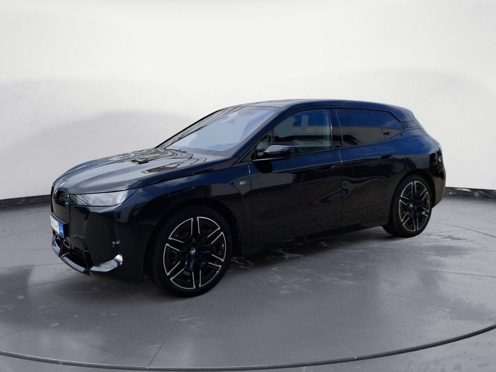 BMW iX M70 xDrive Innovationsp. Integal-Aktivlenk foto 2