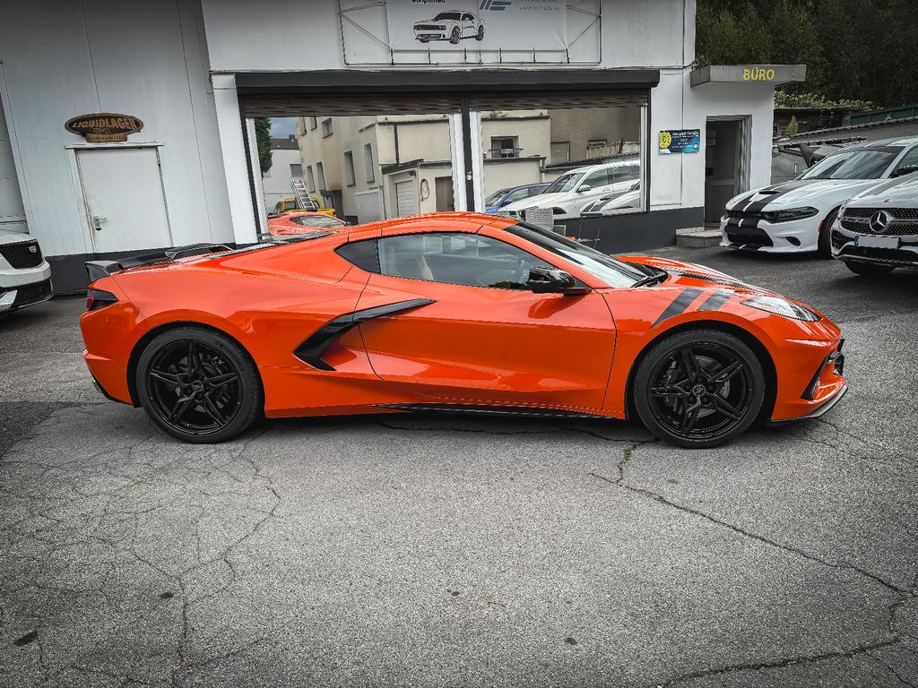 Corvette C8