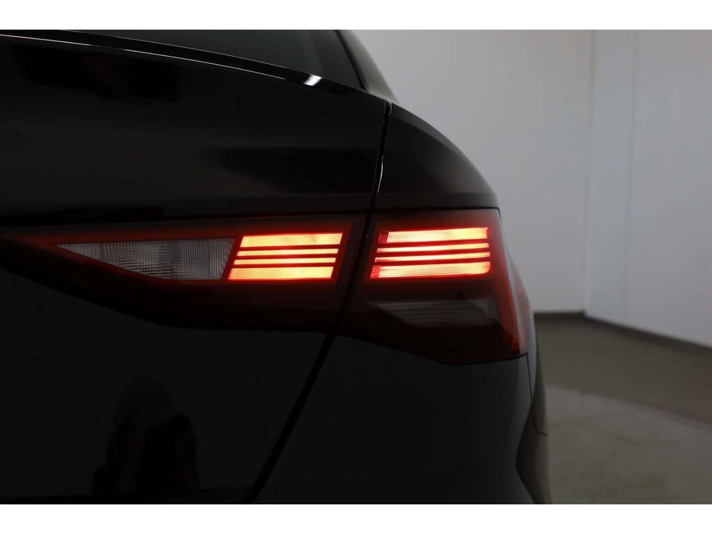 Audi A3 Limousine 35 TDI Advanced VCP/NAV/RFK/DAB, миниатюра 21
