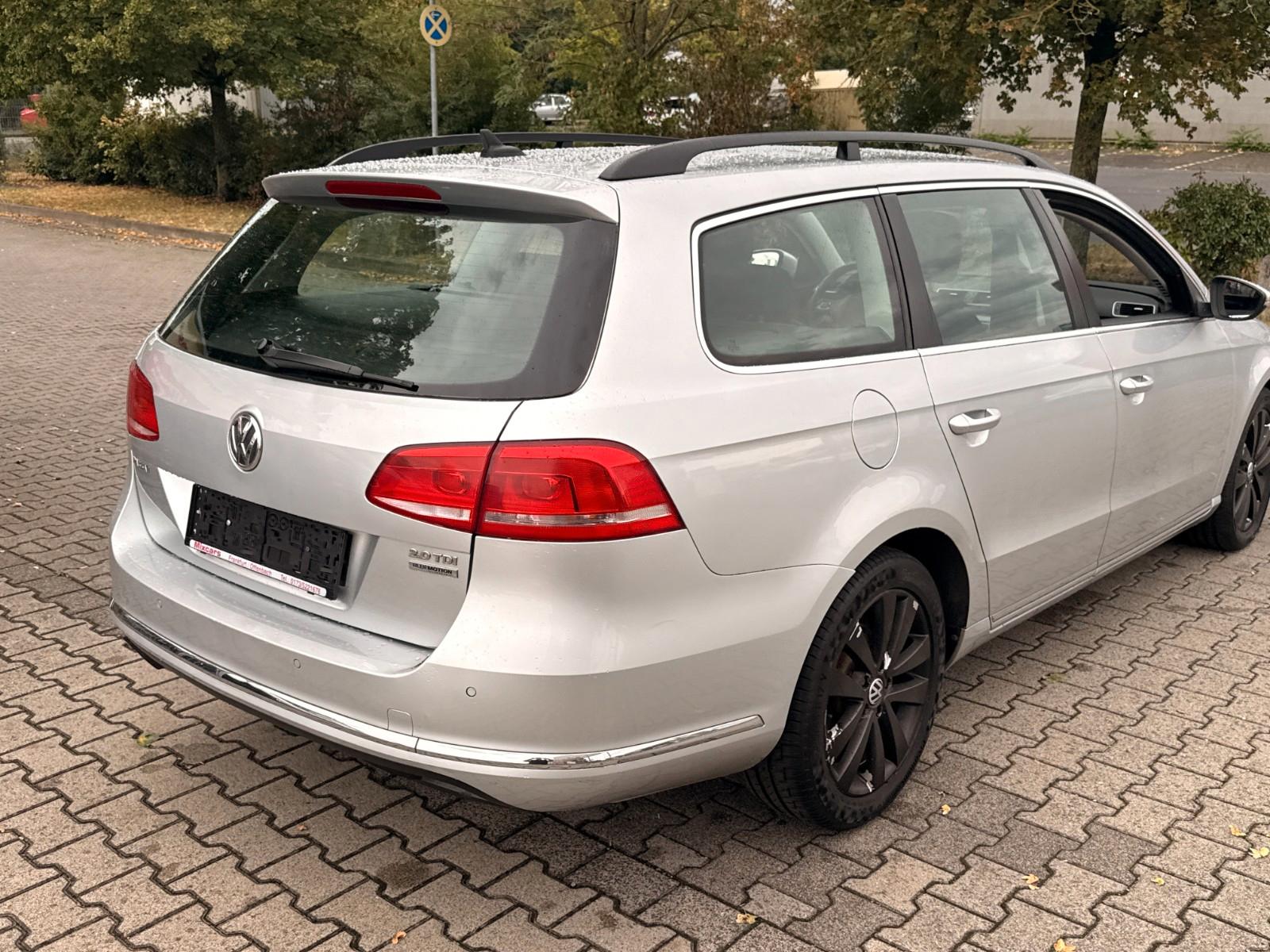 Volkswagen Passat 2012 — photo 10