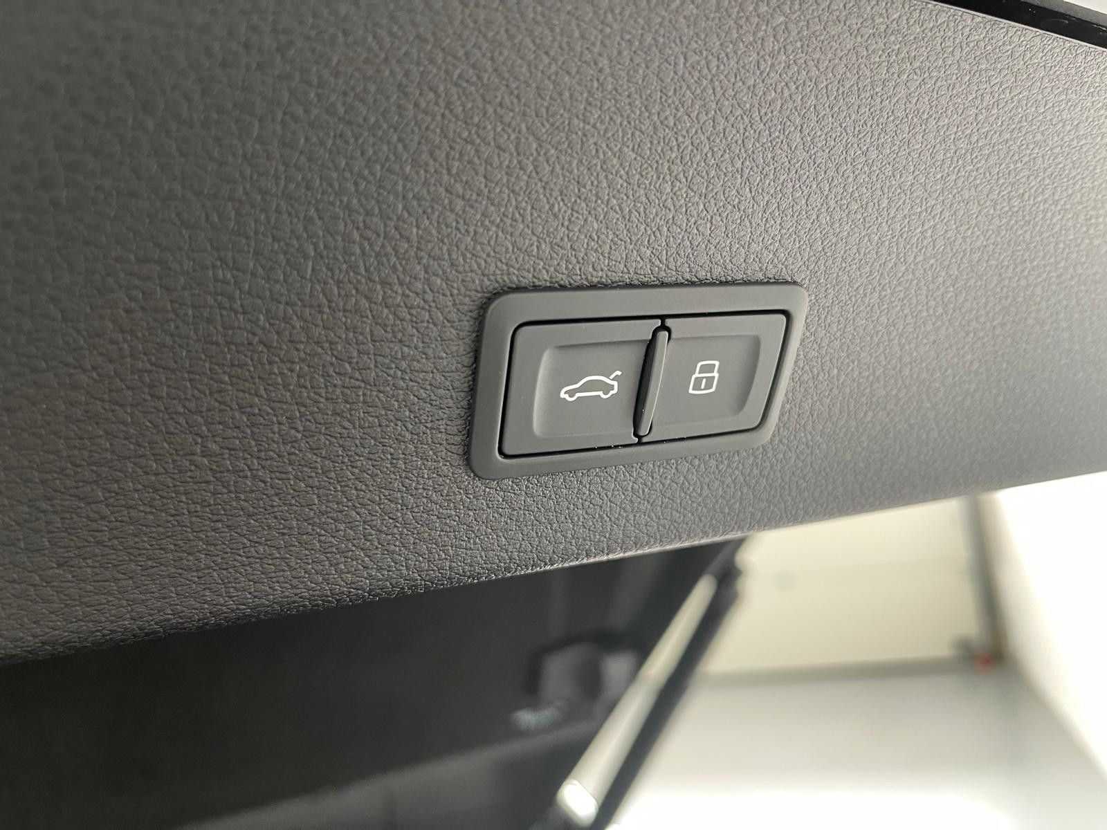 Fahrzeugabbildung Audi e-tron 55 Quattro*Audi-Anschlussgarantie*S-line*