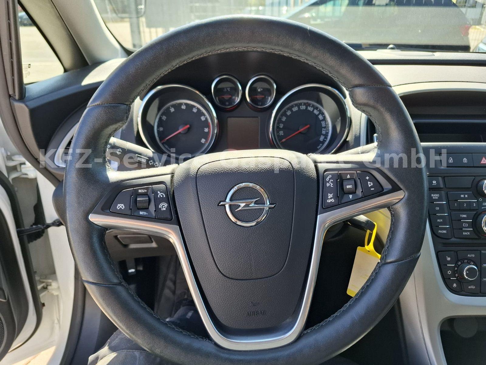 Opel Astra J Lim. 5-trg. Active