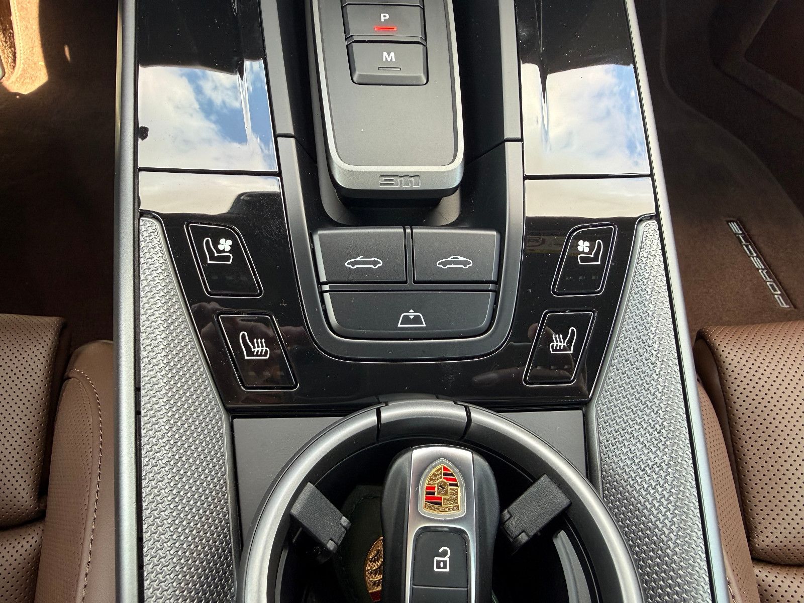 Fahrzeugabbildung Porsche 992.2/911 Carrera S Cabrio-BOSE-14Wege-LED