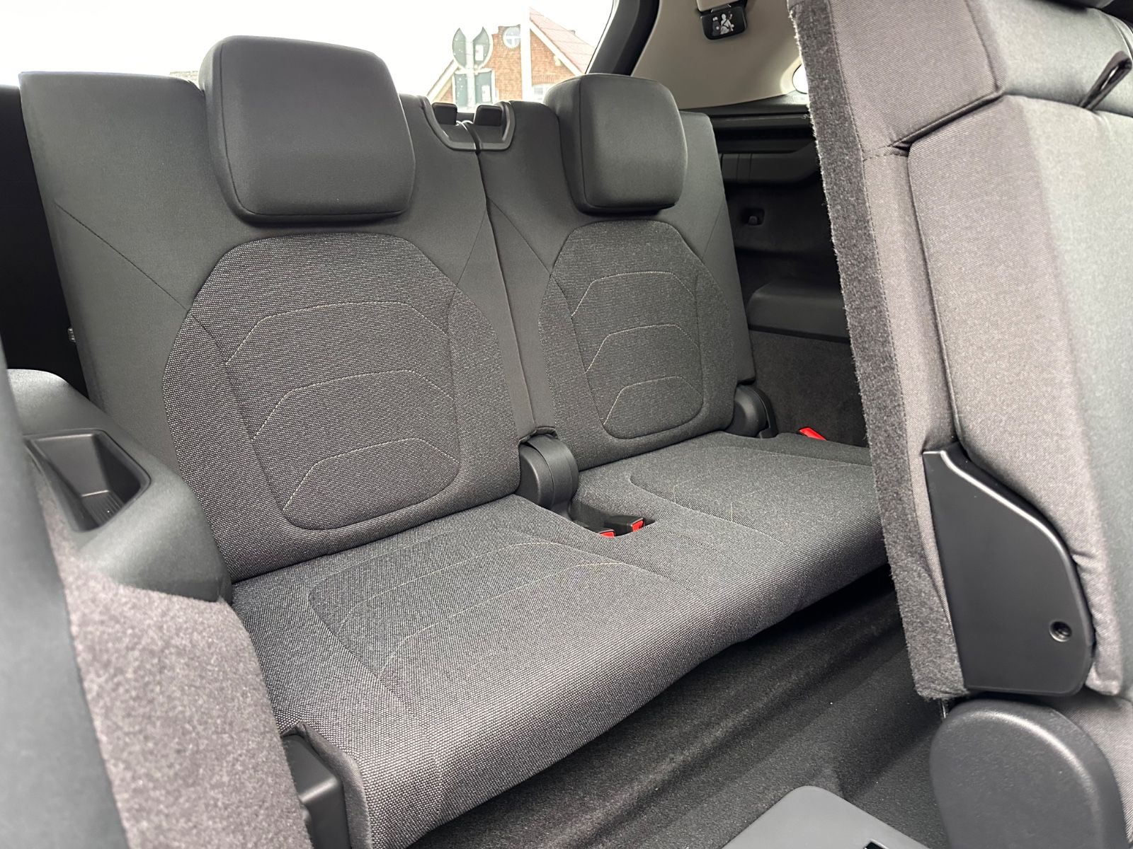 Fahrzeugabbildung SKODA Kodiaq 1.5 eTSI Selection DSG ACC/LED/PDC/SHZ