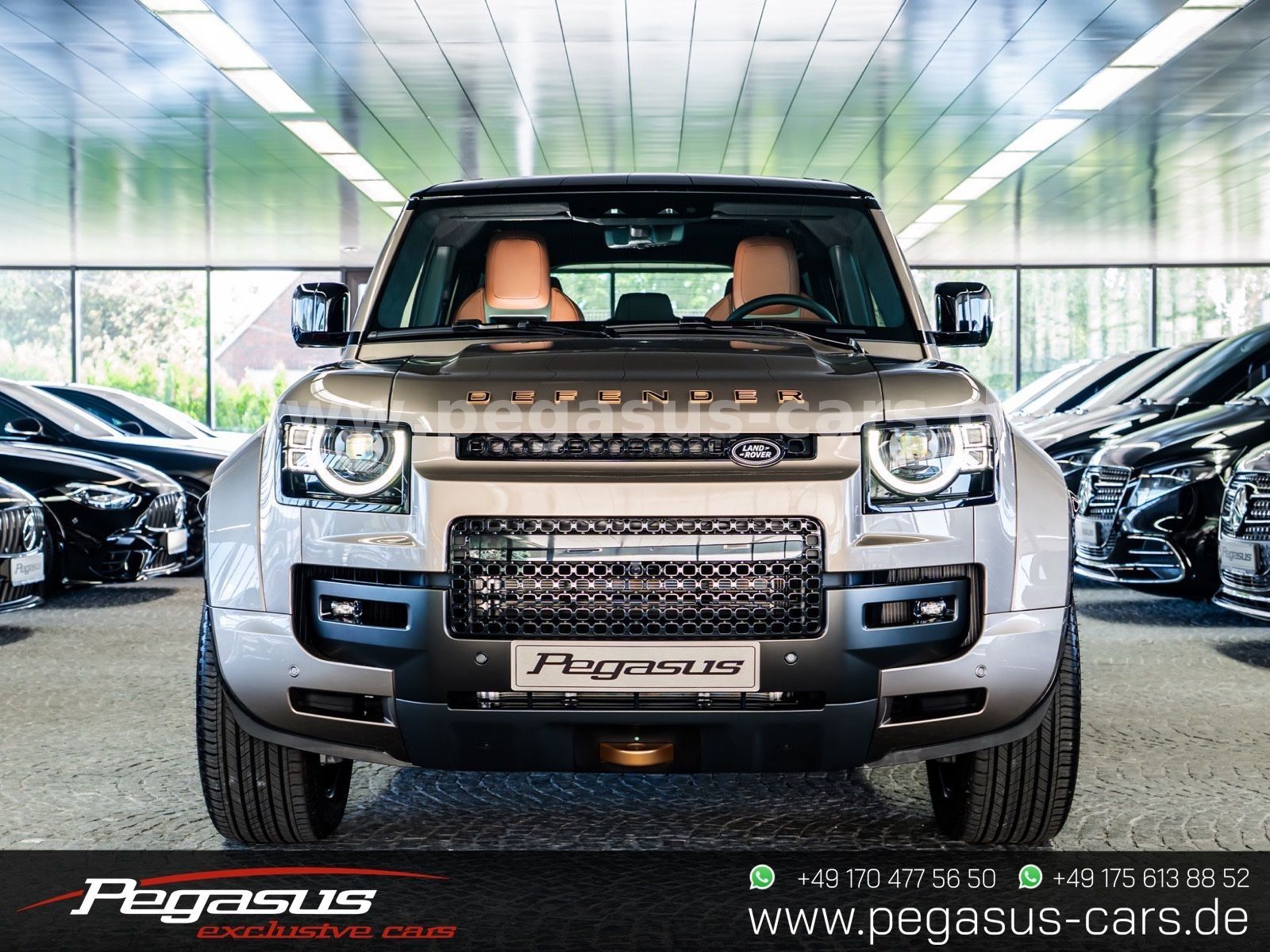 LAND ROVER Defender - 4