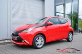 Toyota Aygo AYGO x-play touch - Toyota: Rot, Aygo