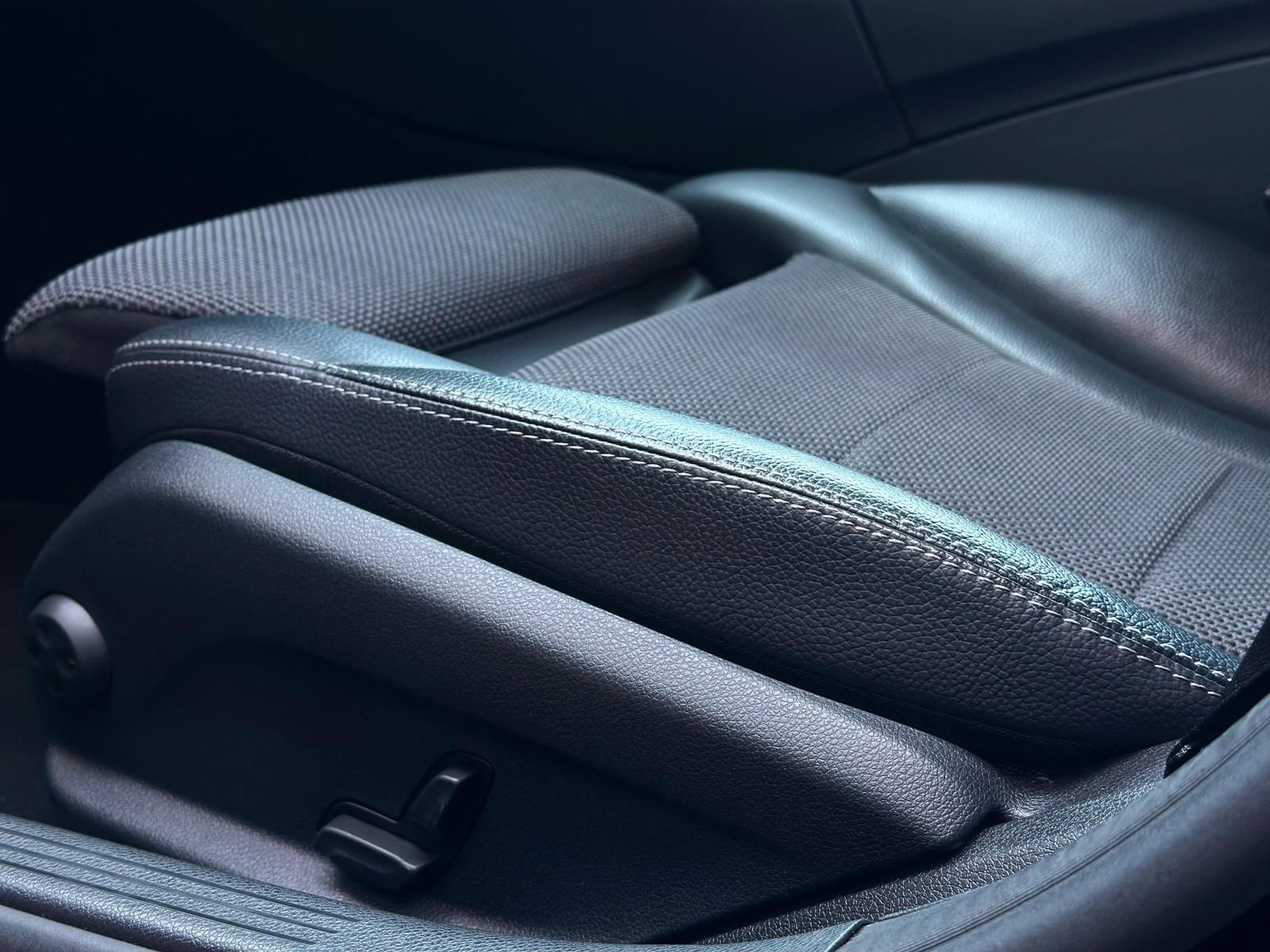 MERCEDES-BENZ C200 CGI AVANTGARDE* LED#AHK#SHZ#TEMPO#NAVI#PDC - Image 19