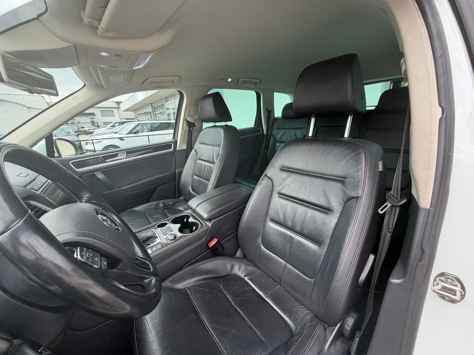 Fahrzeugabbildung Volkswagen Touareg V6 TDI BMT/Terrain Tech 4Mot/NAVI/LEDER