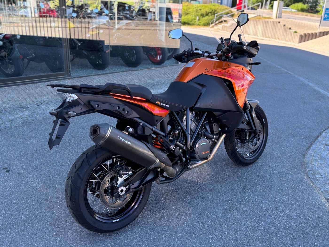 Fahrzeugabbildung KTM 1190 Adventure, Remus Endschalldämpfer