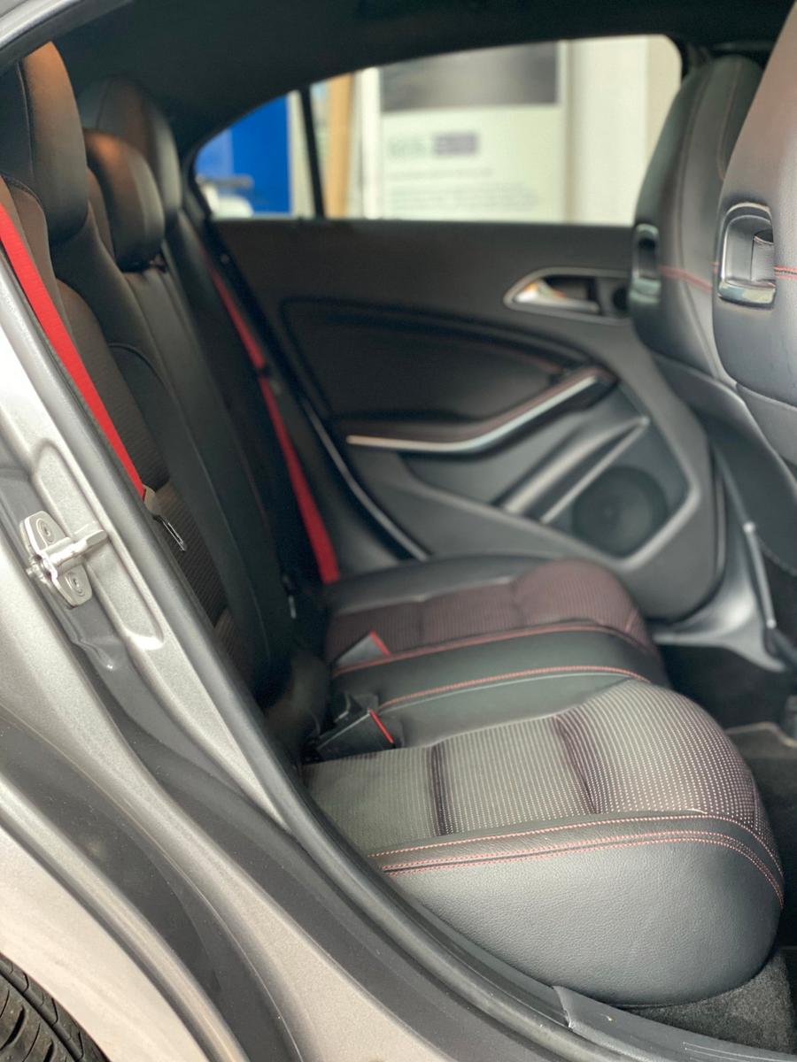 Mercedes-Benz A 250 AMG Line*4M*Pano*Keyless*Sport*Exklusiv P*