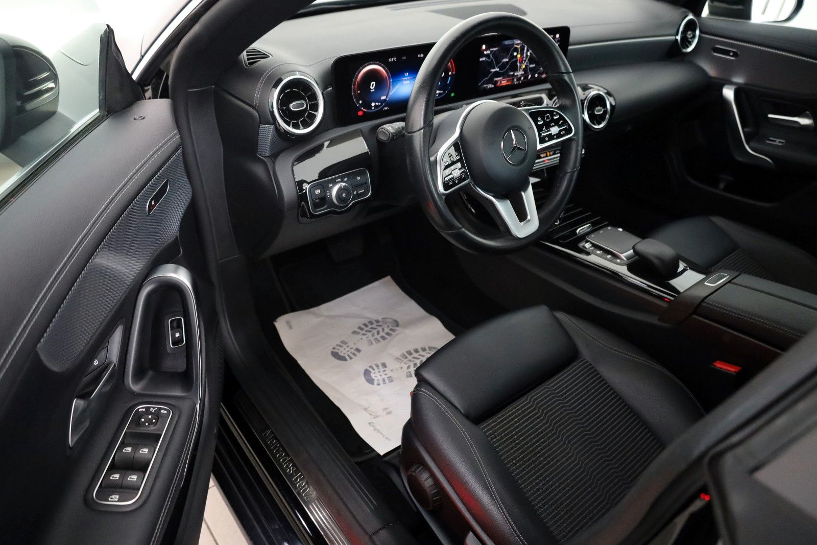 Fahrzeugabbildung Mercedes-Benz CLA 250e Progressive ,T.Leder,Navi,LED,SH,Kamera