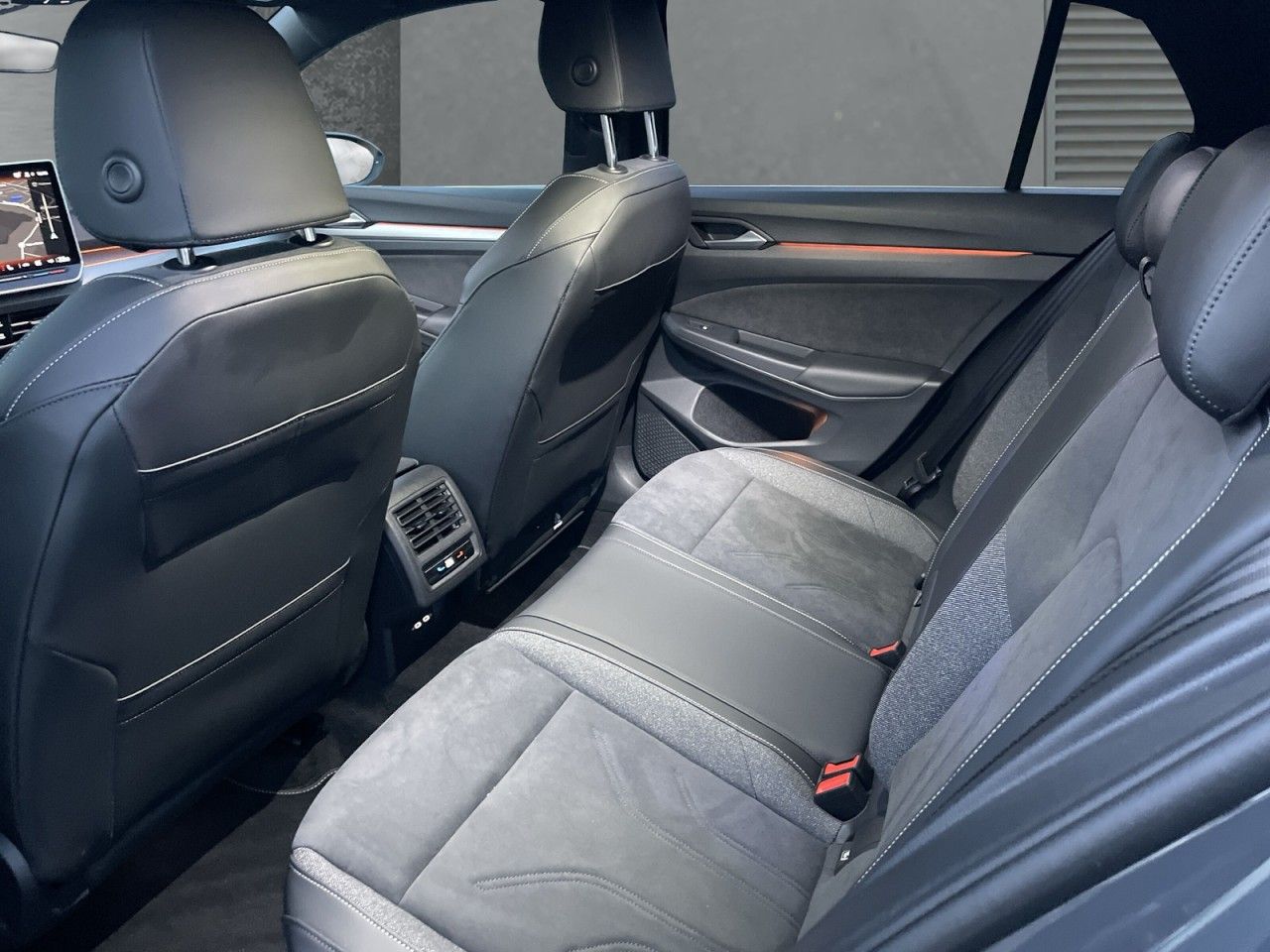 Volkswagen Golf - Bild 10