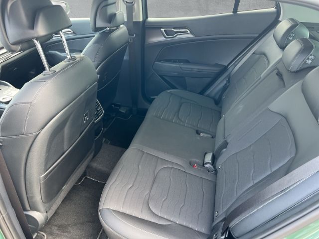Fahrzeugabbildung Kia Sportage 1.6D 48V 2WD DCT SPIRIT *DRIVE-WISE-PAK