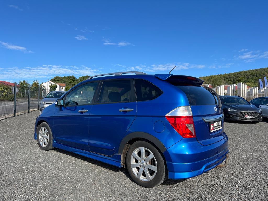 Honda FR-V