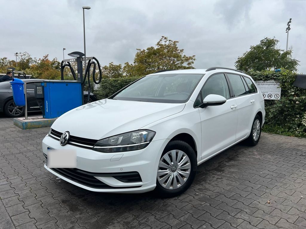 Image of Volkswagen Golf
