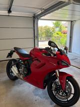 Ducati Supersport 950 - DUCATI SUPERSPORT 950