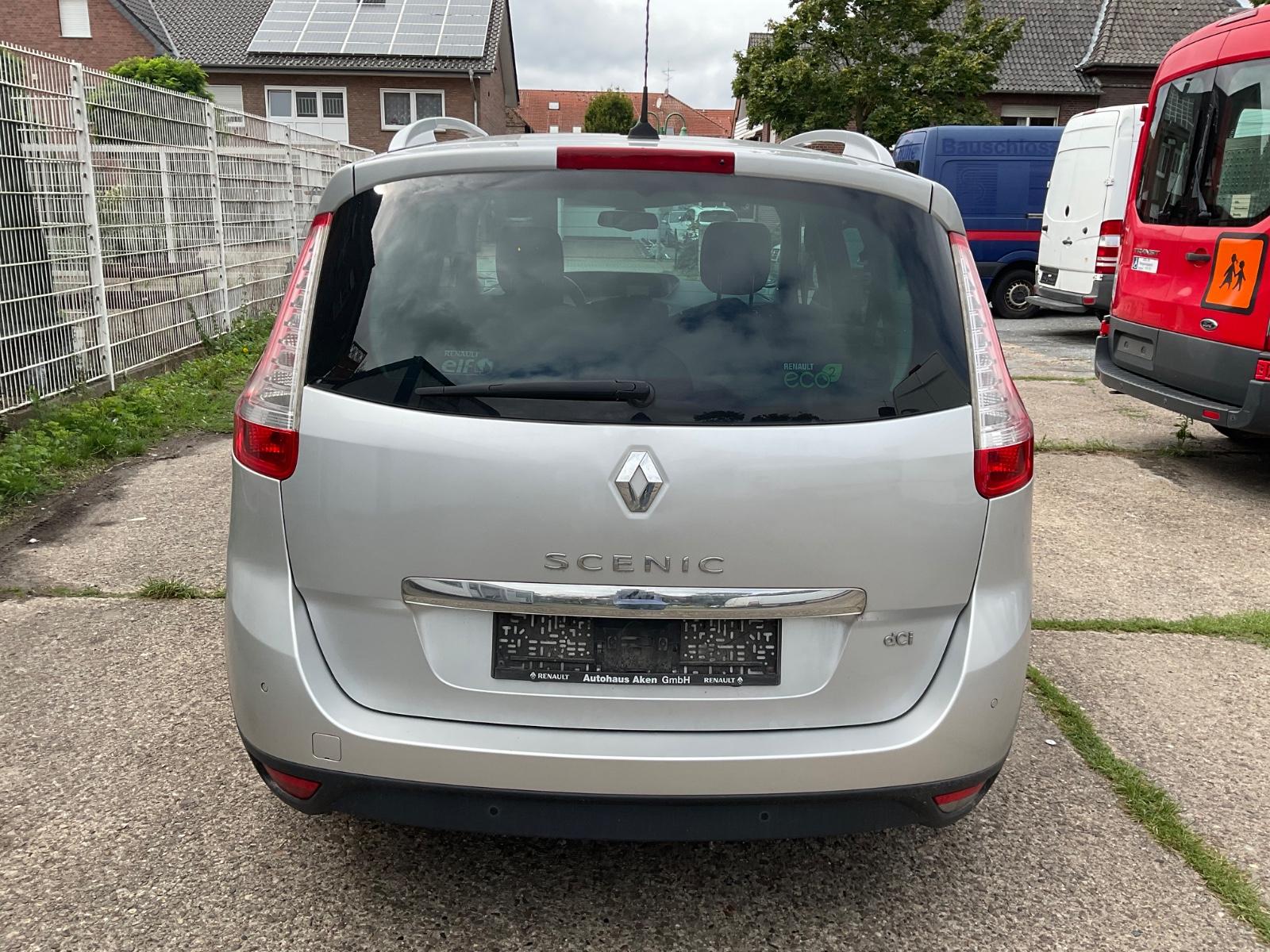 Renault Scenic 2013 — photo 6