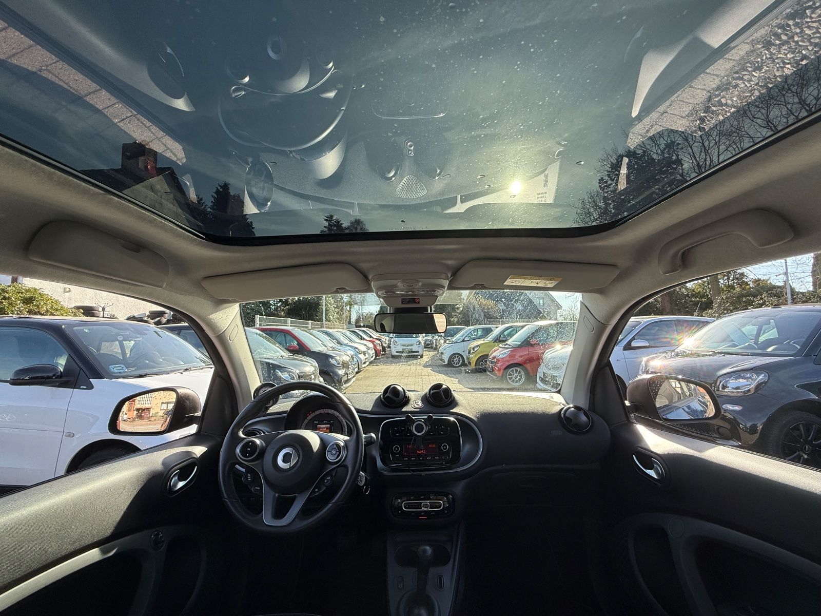 Daumennagel 19 - Smart ForTwo *PRIME*PANORAMA*LEDER*SITZHEIZUNG*