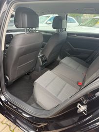 Volkswagen Passat Variant - 10