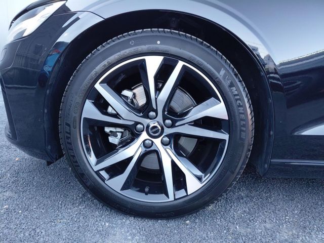 VOLVO V60 B4 (Bild 11 von Array)