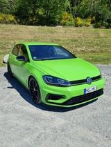 Volkswagen Golf 2.0 TSI DSG 4MOTION R R - : Grün, Allradantrieb