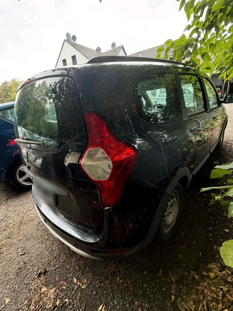 Dacia Lodgy 2015 — photo 7
