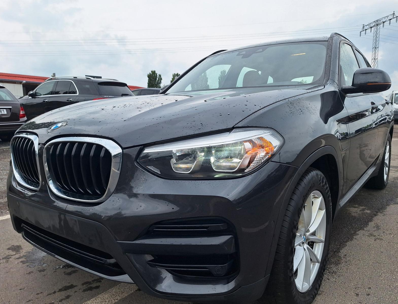 BMW X3*xDrive 30e*Nav*Leder*LED*360 Cam*SHZ
