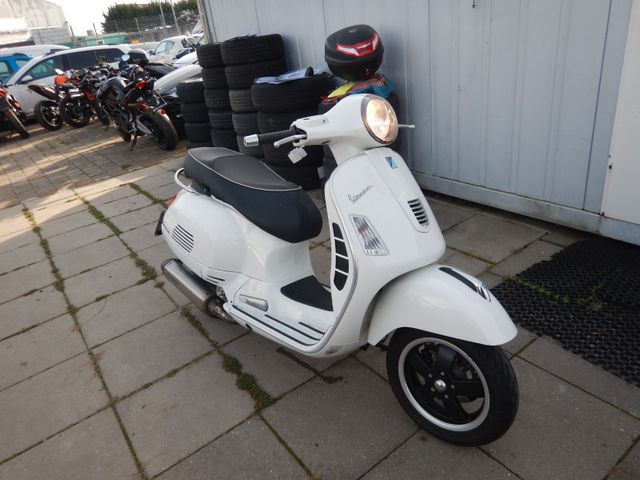 Vespa GTS 300ie Super