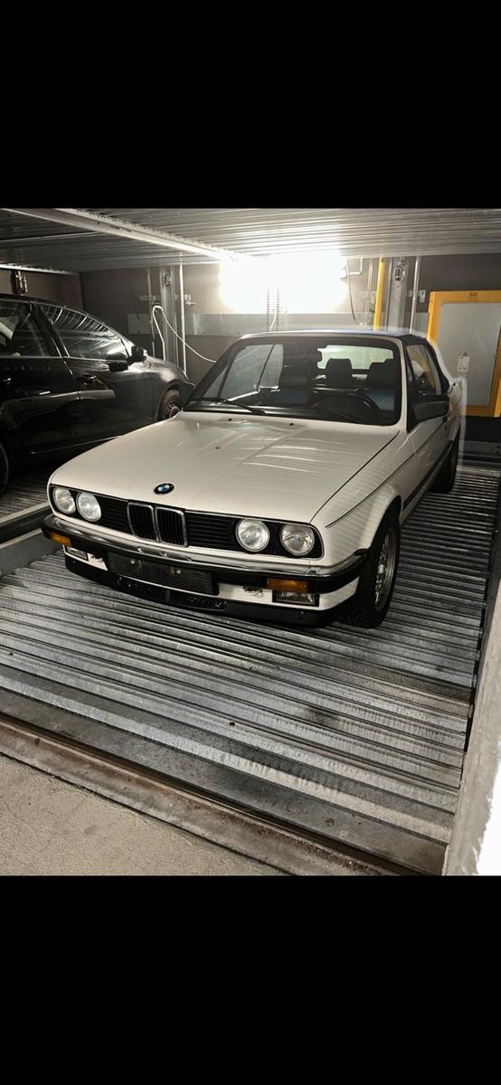 BMW 325