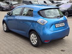 Fahrzeugabbildung ZOE Life