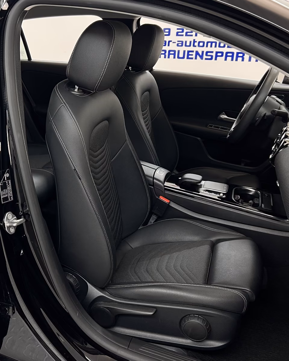 Mercedes-Benz A-Class d 2,0 CDI 85 kW MBUX NAVI SITZH TEMP EU6d, миниатюра 17