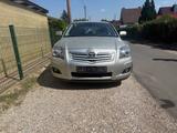 Toyota Avensis 1,8-l-VVT-i - - Toyota Avensis aus 2007