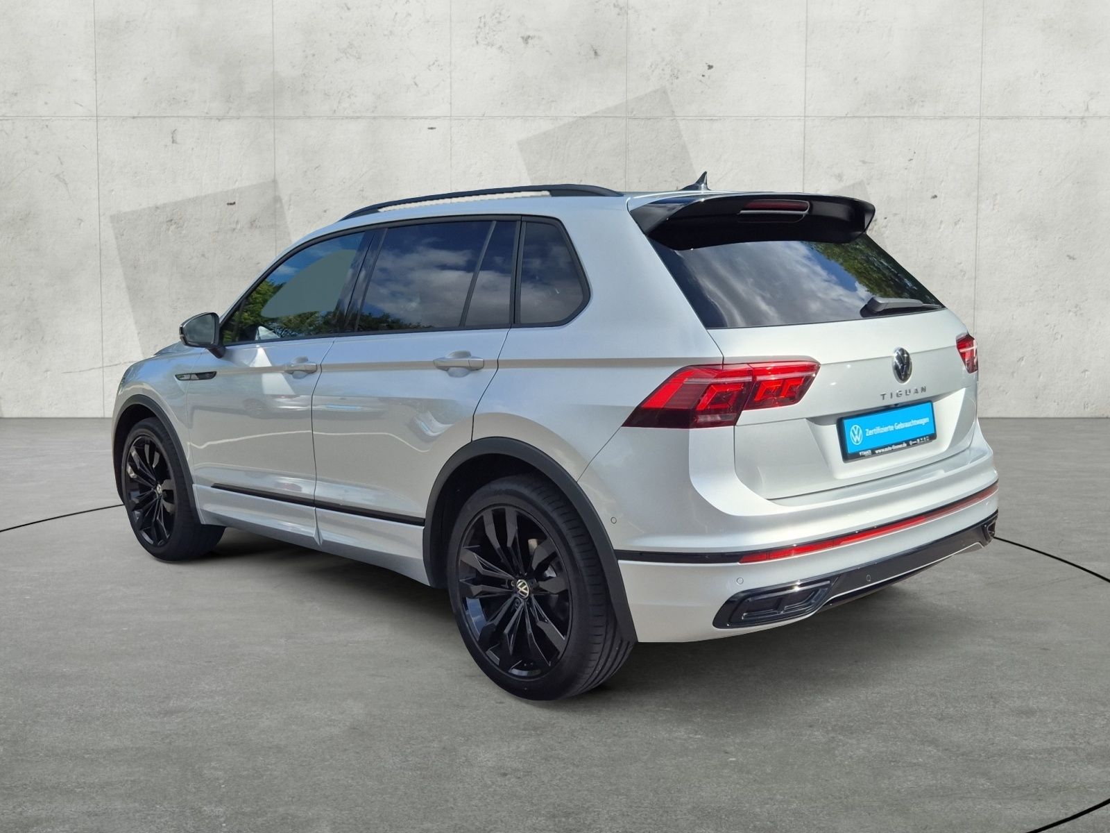 Volkswagen Tiguan 1.5 TSI DSG R-LINE BLACK AHK H&K IQ.LI foto 5